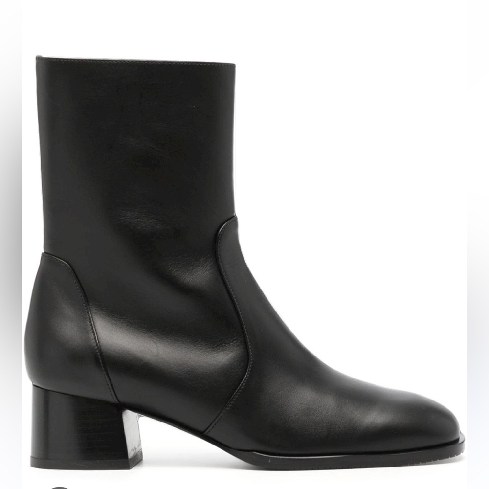 Stuart Weitzman Nola Ankle Boots, Size 10. Like New - worn once for 2 blocks!